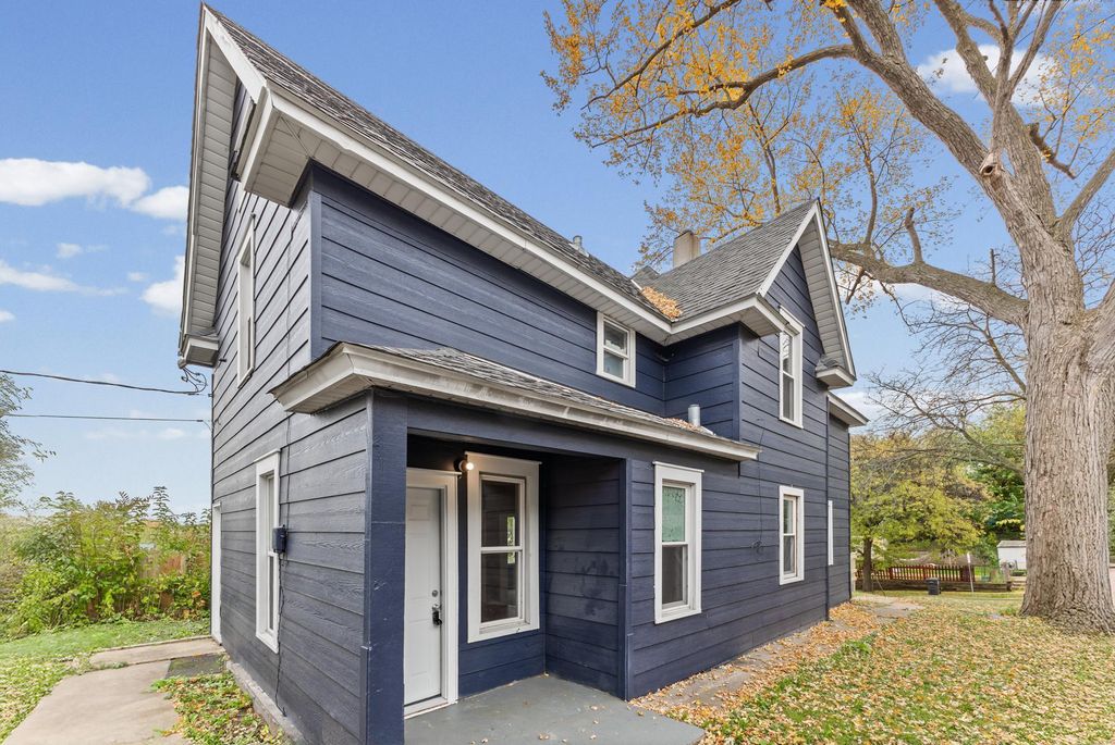 137 Cayuga Street, Saint Paul, MN 55117