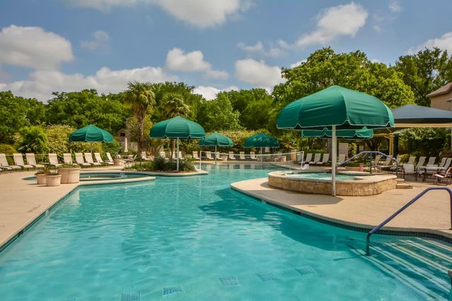 321 Fieldstone DR, Georgetown, TX 78633