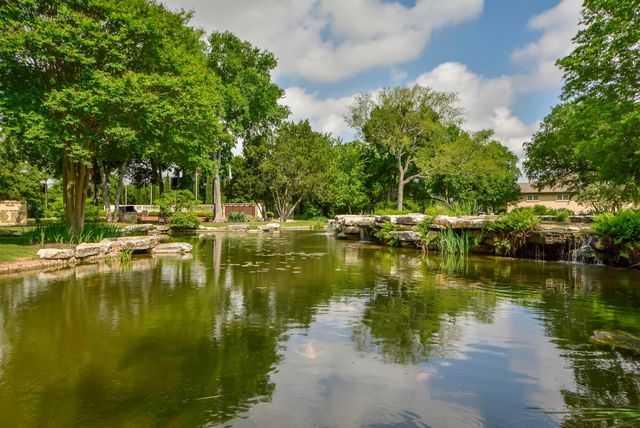 321 Fieldstone DR, Georgetown, TX 78633
