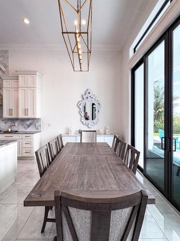 1000 NE Wright Avenue, Jensen Beach, FL 34957