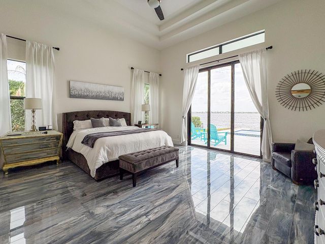 1000 NE Wright Avenue, Jensen Beach, FL 34957