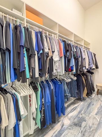 1000 NE Wright Avenue, Jensen Beach, FL 34957