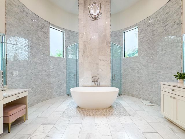 1000 NE Wright Avenue, Jensen Beach, FL 34957