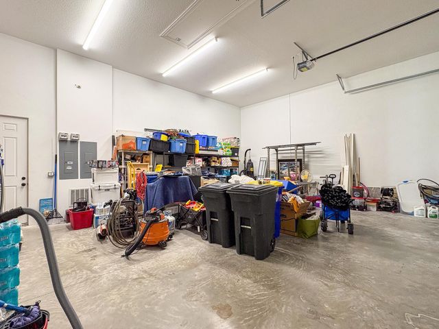 1000 NE Wright Avenue, Jensen Beach, FL 34957