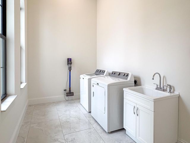 1000 NE Wright Avenue, Jensen Beach, FL 34957