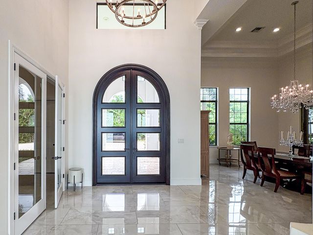 1000 NE Wright Avenue, Jensen Beach, FL 34957