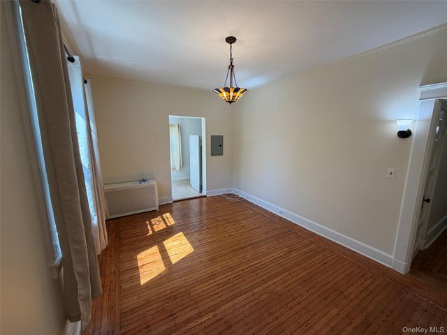124 PELHAMDALE Avenue 8A, Pelham, NY 10803