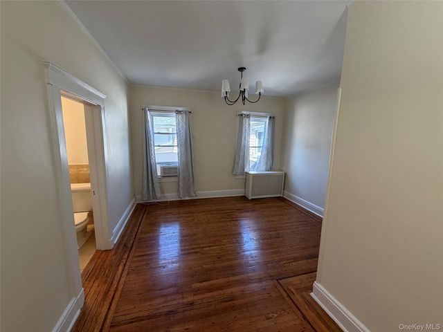 124 PELHAMDALE Avenue 8A, Pelham, NY 10803