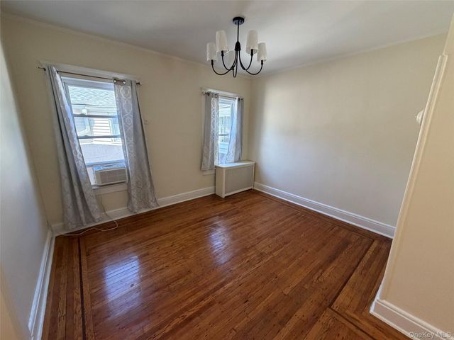 124 PELHAMDALE Avenue 8A, Pelham, NY 10803