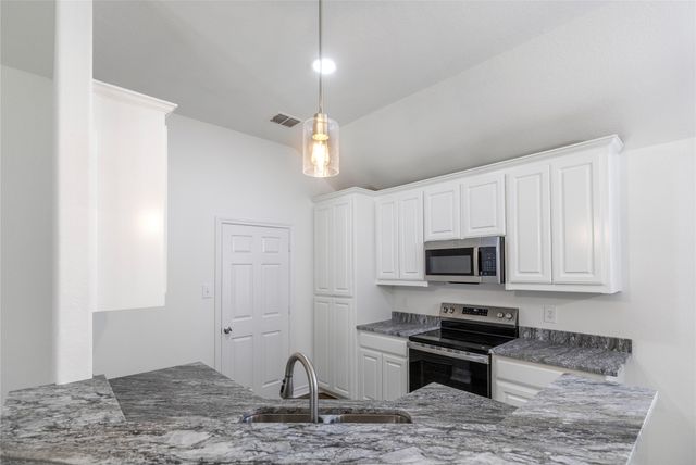 509 Mansfield Cardinal Road, Kennedale, TX 76060