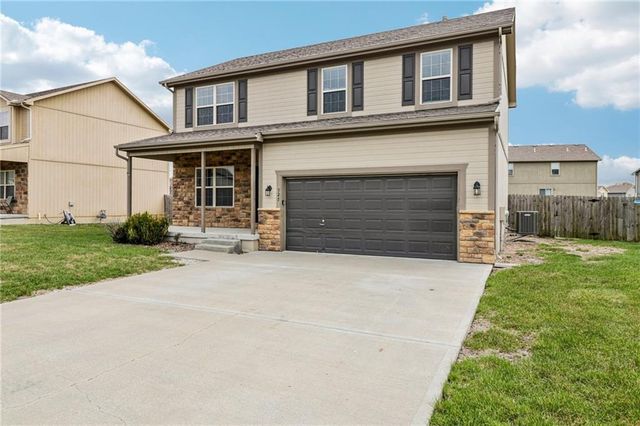 527 S Poplar Street, Gardner, KS 66030