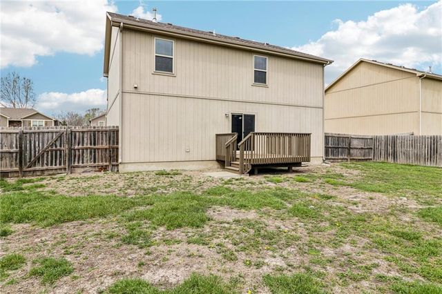 527 S Poplar Street, Gardner, KS 66030