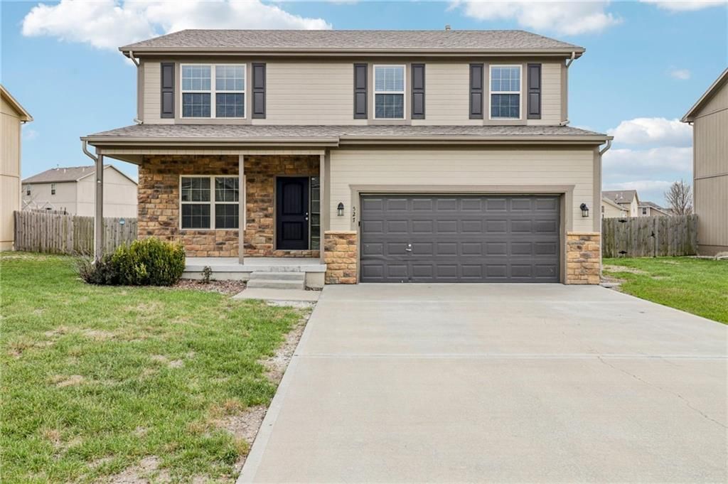 527 S Poplar Street, Gardner, KS 66030