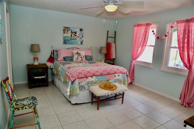 1069 SE 57TH AVENUE, Ocala, FL 34480