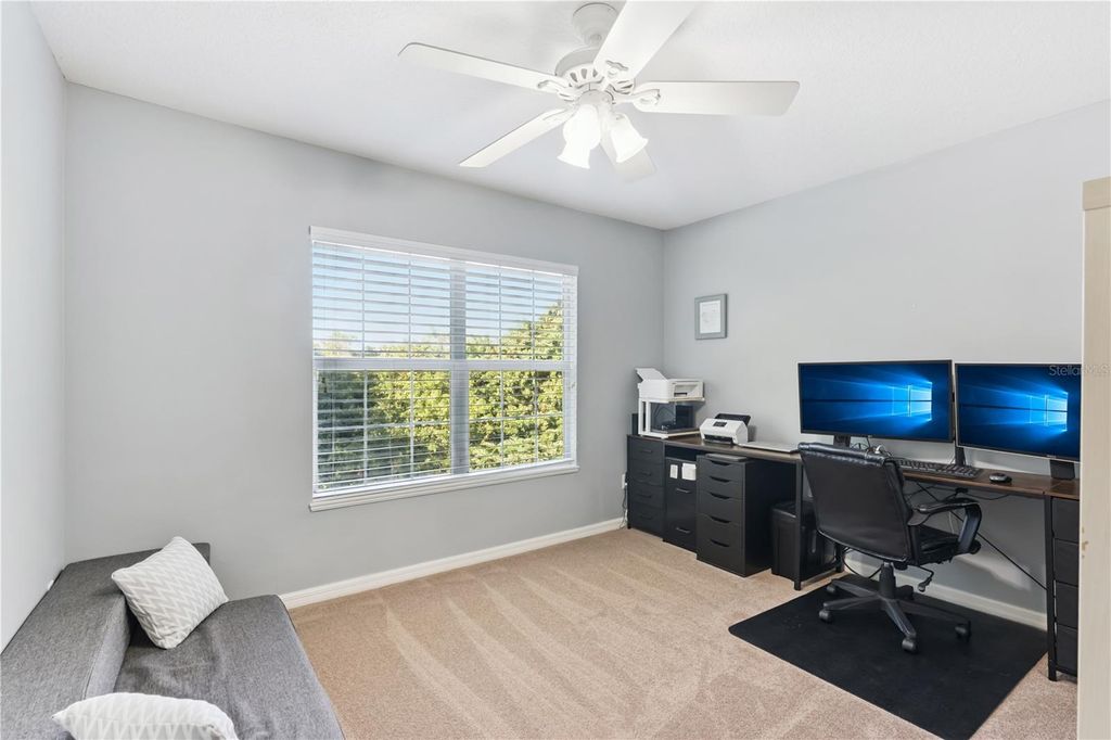 Image 31 of property listing at 9972 HIDDEN DUNES LANE, Orlando, FL 32832