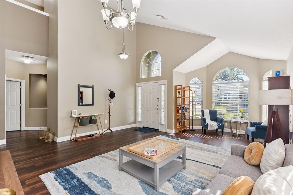 Image 5 of property listing at 9972 HIDDEN DUNES LANE, Orlando, FL 32832