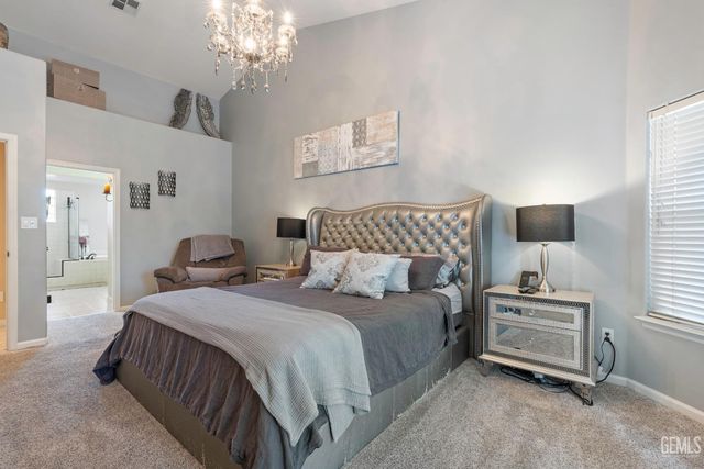 9317 Leslie Deann Court, Bakersfield, CA 93312