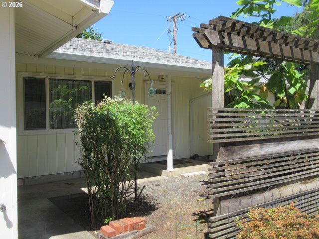 4226 SCOTTDALE St, Eugene, OR 97404