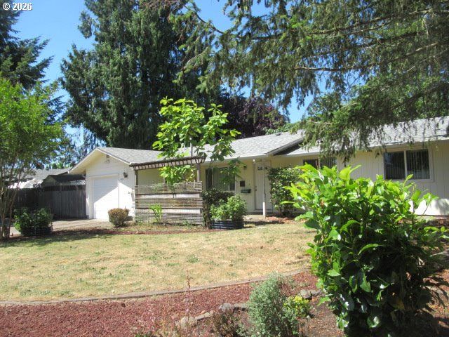 4226 SCOTTDALE St, Eugene, OR 97404