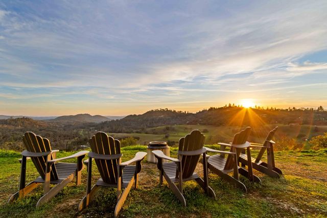 5390 Lost Creek Rd, Shingle Springs, CA 95682