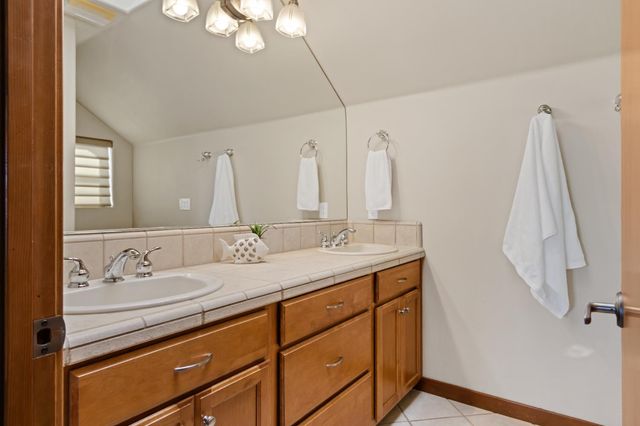 5390 Lost Creek Rd, Shingle Springs, CA 95682