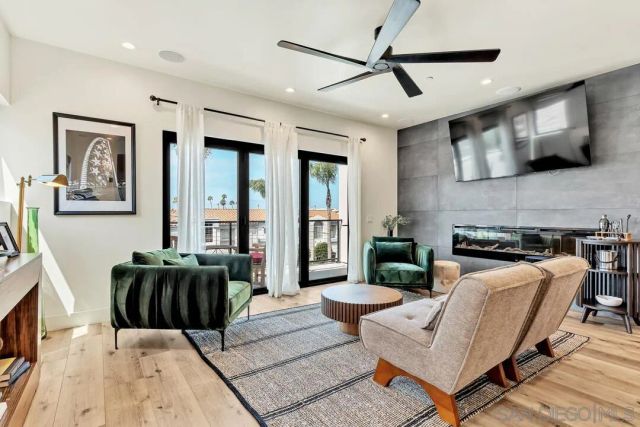 806 N Cleveland St Unit 2 Unit 2 - The Star, Oceanside, CA 92054