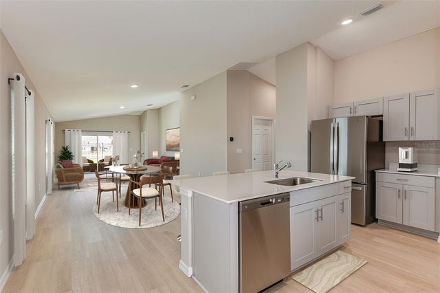 15241 MAUDE LANDING LOOP, Wimauma, FL 33598