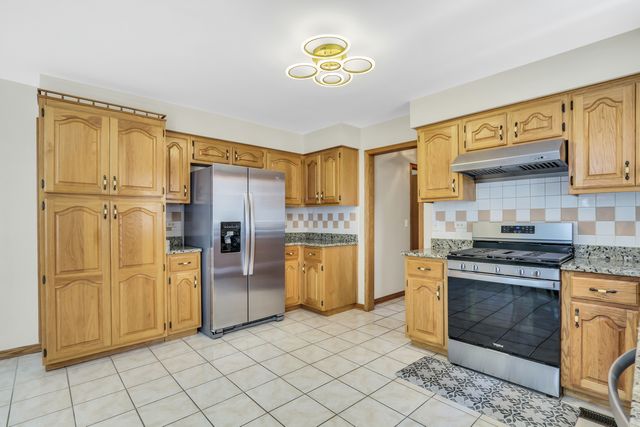 8444 Morton Avenue, Morton Grove, IL 60053