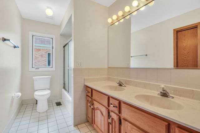 8444 Morton Avenue, Morton Grove, IL 60053