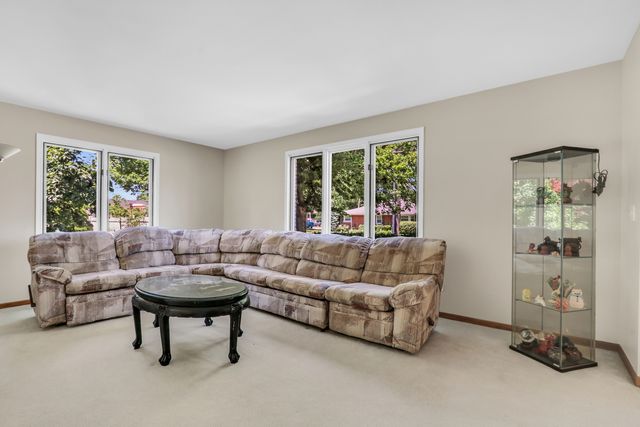 8444 Morton Avenue, Morton Grove, IL 60053