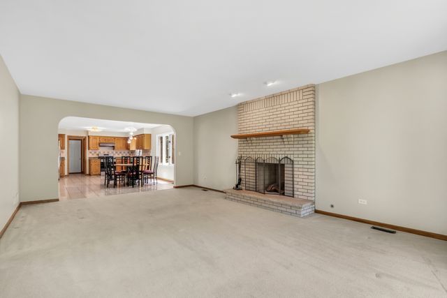 8444 Morton Avenue, Morton Grove, IL 60053