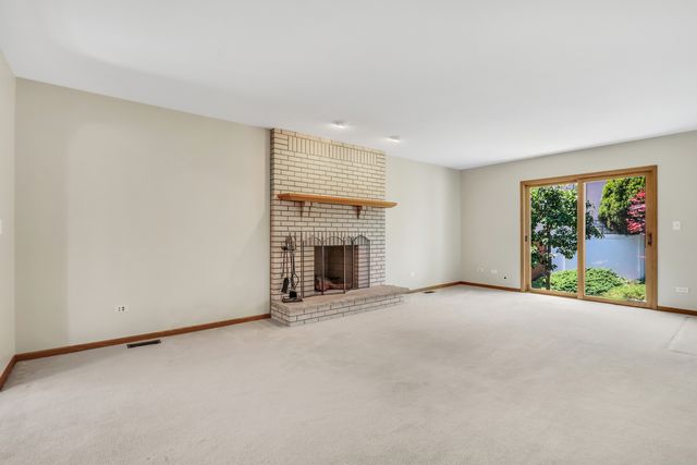 8444 Morton Avenue, Morton Grove, IL 60053