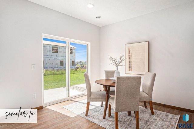 8025 E Tencate Pl Place, Sioux Falls, SD 57110