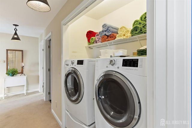 1215 Niihau Drive, Lacey, NJ 08731