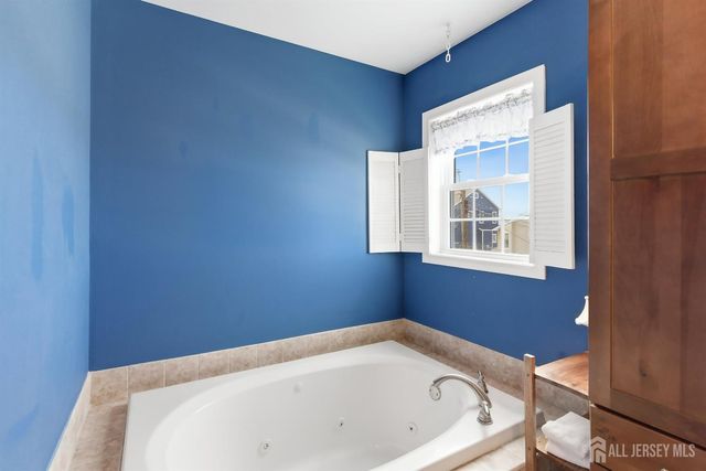 1215 Niihau Drive, Lacey, NJ 08731