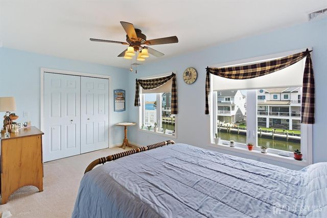 1215 Niihau Drive, Lacey, NJ 08731