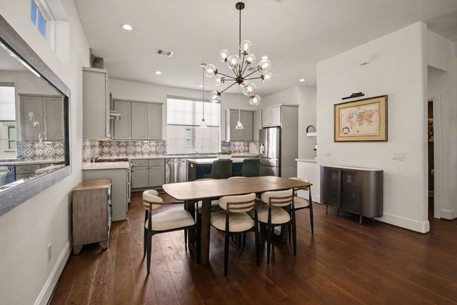 3507 Ridgeway Valley Lane, Houston, TX 77055