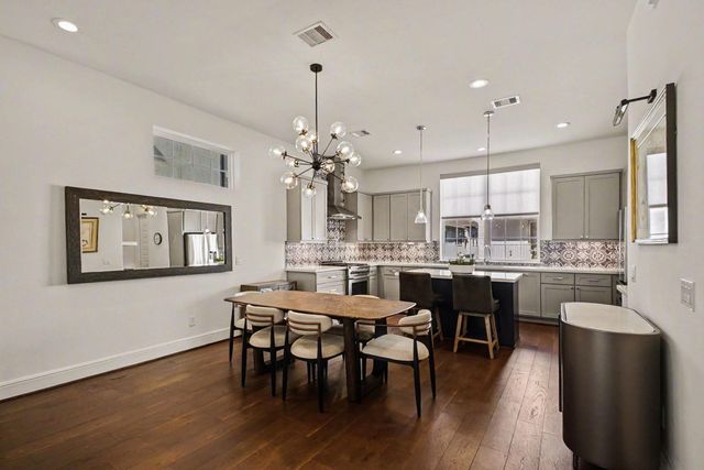 3507 Ridgeway Valley Lane, Houston, TX 77055