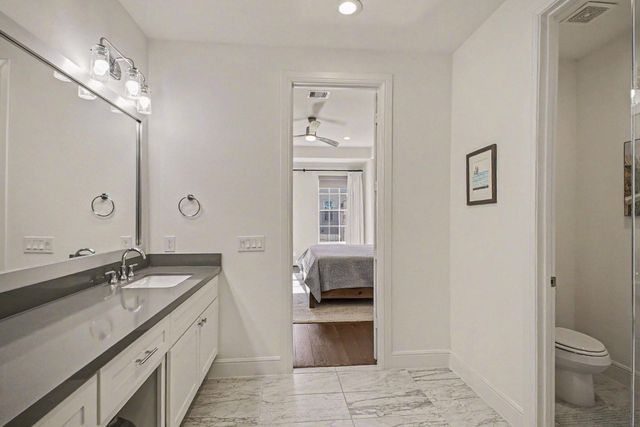 3507 Ridgeway Valley Lane, Houston, TX 77055