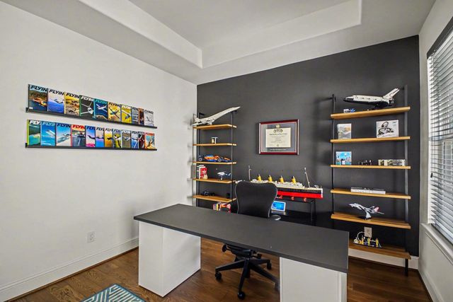 3507 Ridgeway Valley Lane, Houston, TX 77055