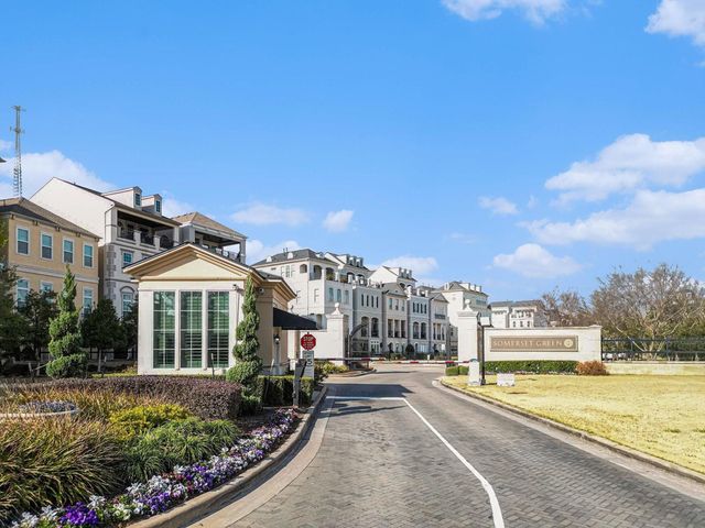3507 Ridgeway Valley Lane, Houston, TX 77055