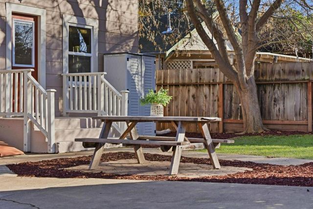 271 N Central Avenue, Campbell, CA 95008