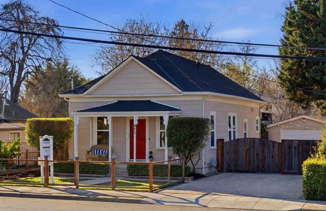 271 N Central Avenue, Campbell, CA 95008