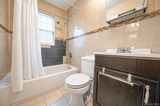 17841 Anderson Road, Rochdale, NY 11434