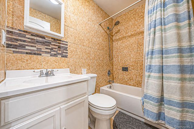 17841 Anderson Road, Rochdale, NY 11434