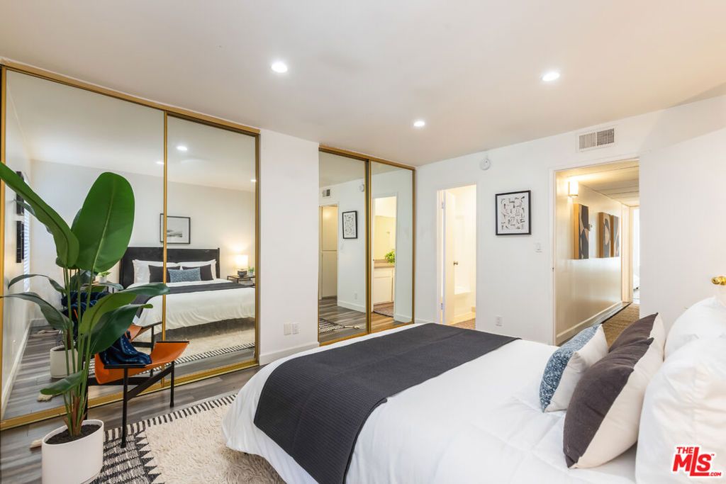 Image 19 of property listing at 11701 Texas Avenue 306, Los Angeles, CA 90025