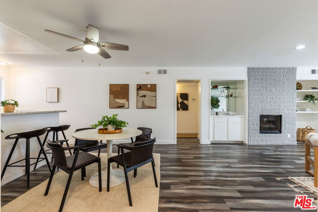 Image 32 of property listing at 11701 Texas Avenue 306, Los Angeles, CA 90025