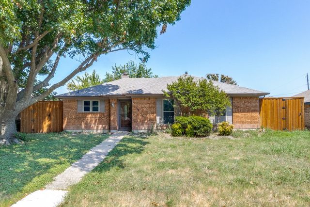 2218 Fuqua Road, Rowlett, TX 75088