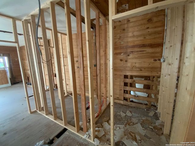 341&343 Avondale Ave, San Antonio, TX 78223