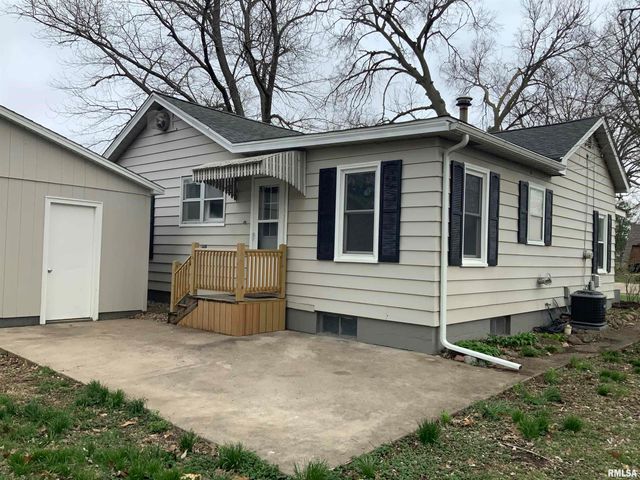 520 W BEECH Street, Chillicothe, IL 61523